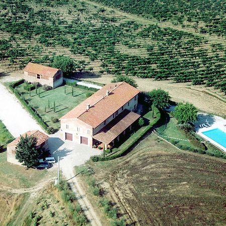 切雷托圭迪Tenuta Di Colle Alberti Agriturismo别墅 外观 照片