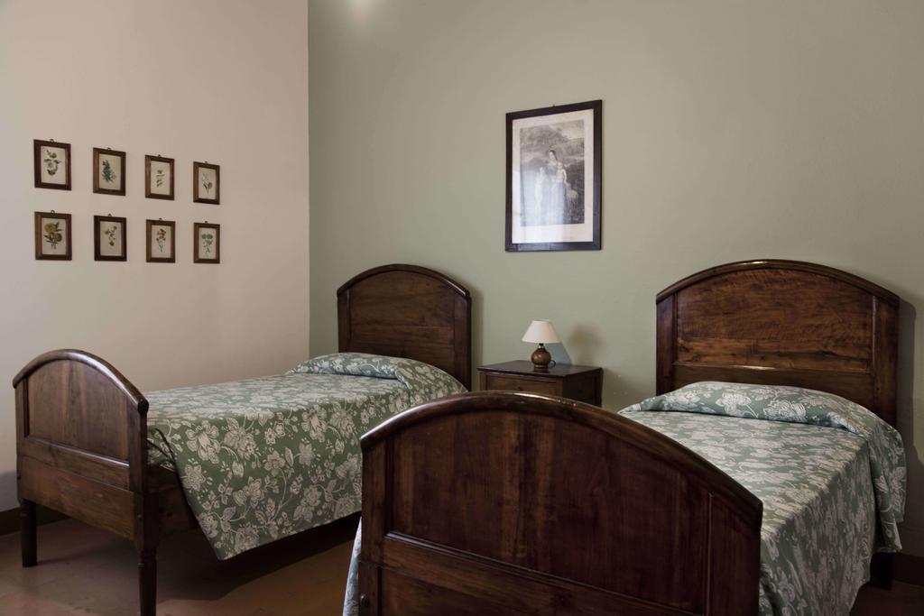 切雷托圭迪Tenuta Di Colle Alberti Agriturismo别墅 客房 照片