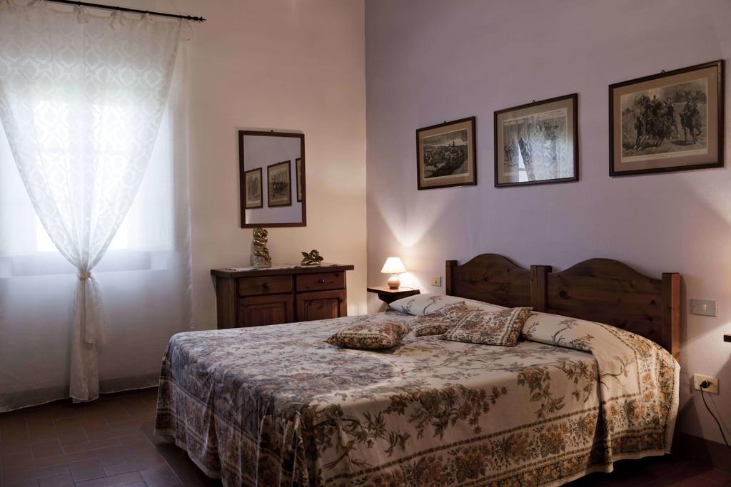 切雷托圭迪Tenuta Di Colle Alberti Agriturismo别墅 客房 照片