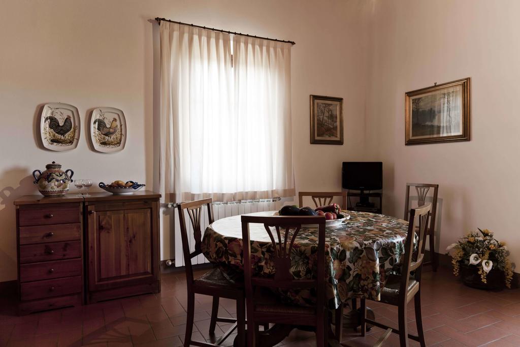 切雷托圭迪Tenuta Di Colle Alberti Agriturismo别墅 客房 照片