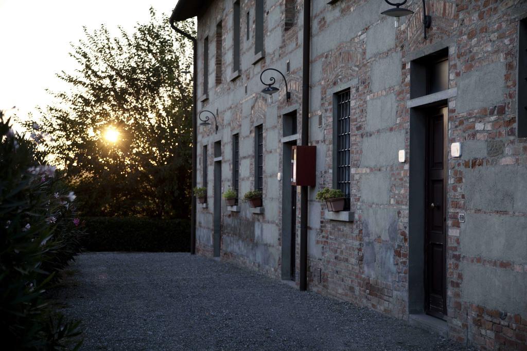 切雷托圭迪Tenuta Di Colle Alberti Agriturismo别墅 外观 照片