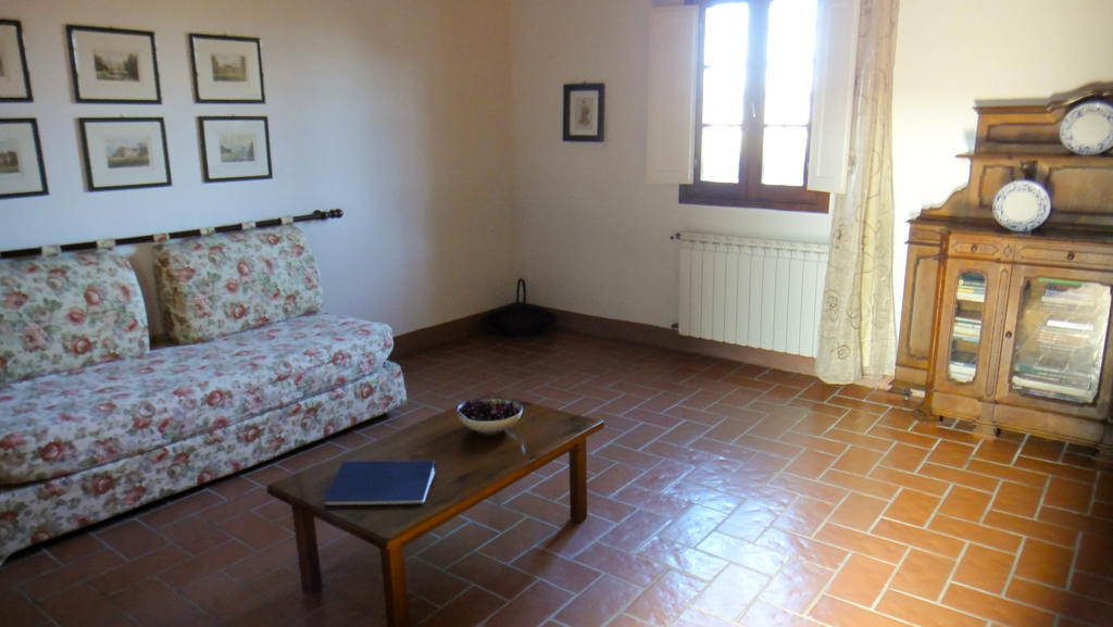 切雷托圭迪Tenuta Di Colle Alberti Agriturismo别墅 客房 照片