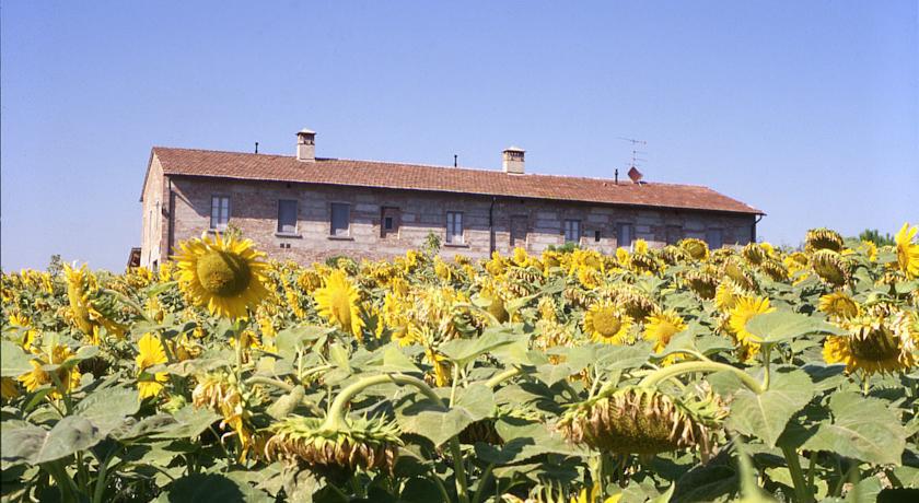 切雷托圭迪Tenuta Di Colle Alberti Agriturismo别墅 外观 照片