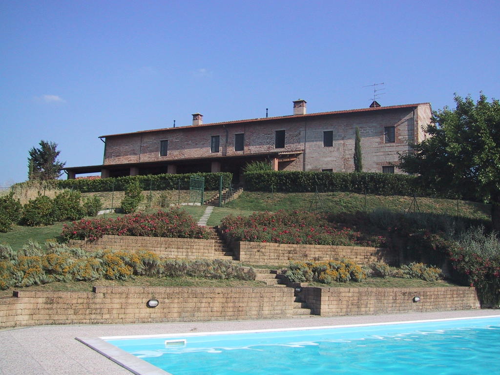 切雷托圭迪Tenuta Di Colle Alberti Agriturismo别墅 外观 照片